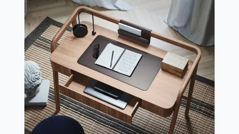 Wooden Knot desk by Novamobili