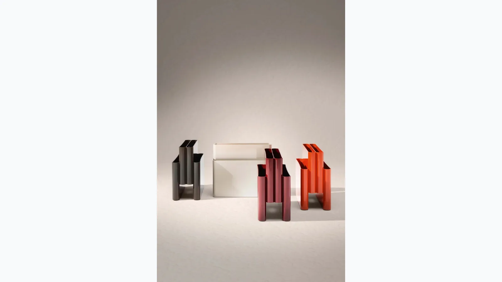 Kartell Magazine Rack magazine holder/container.
