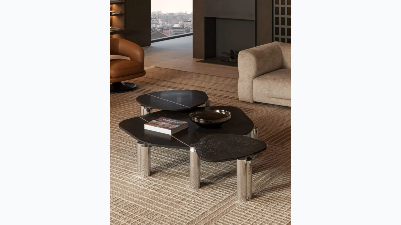 Maylis coffee table in marble and glass by Molteni & C