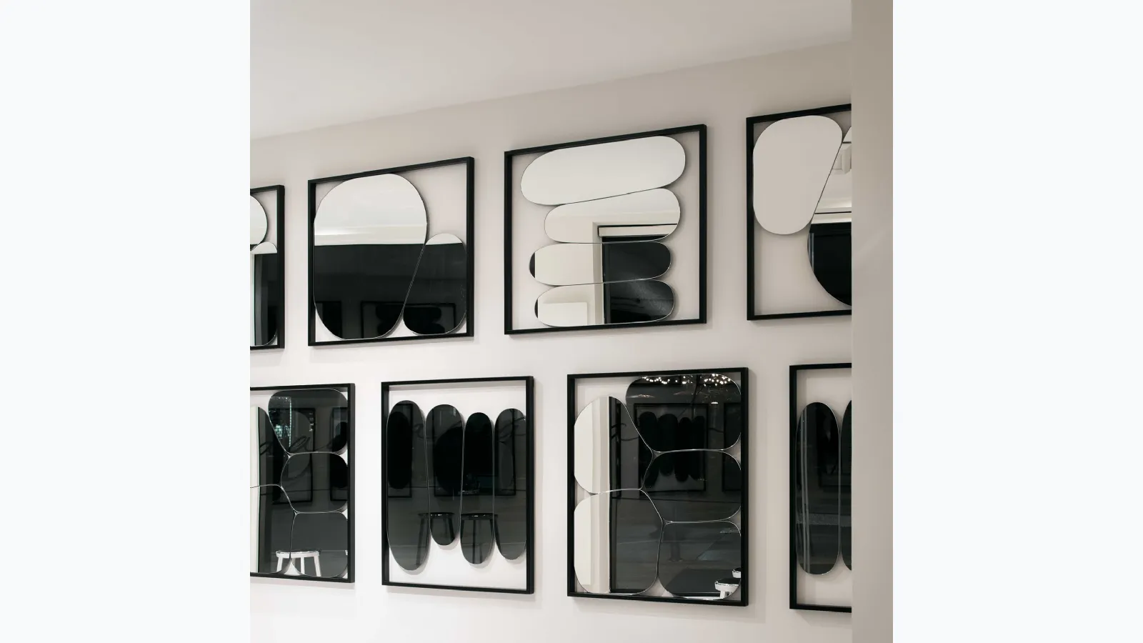 Morphed Mirror by Magis