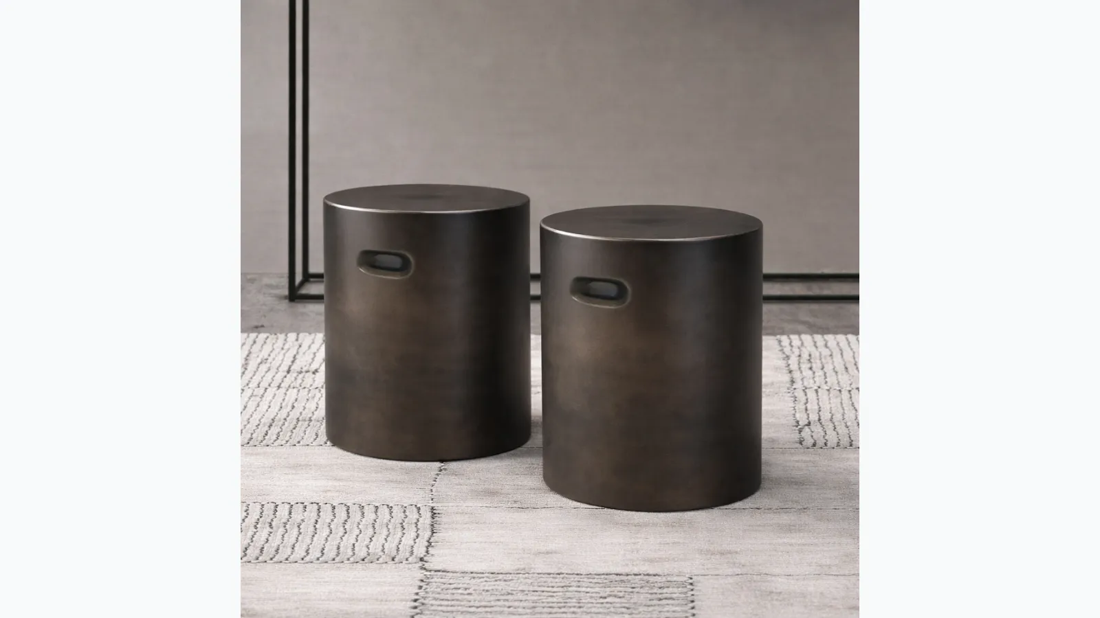 Pouf Nappe in porcelain stoneware by Adriani e Rossi.