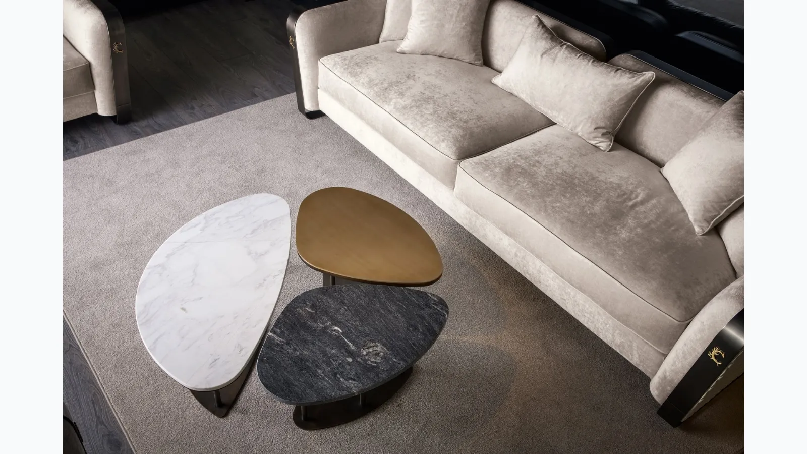 Water Lily coffee table with a stone, marble or metal top, from Cantori.