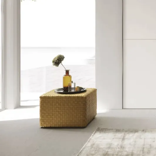 Hand-woven leather Dama pouf by Presotto