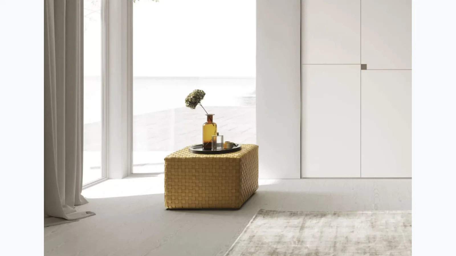 Hand-woven leather Dama pouf by Presotto