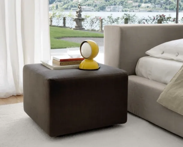 Desirèe's Linear fabric pouf.