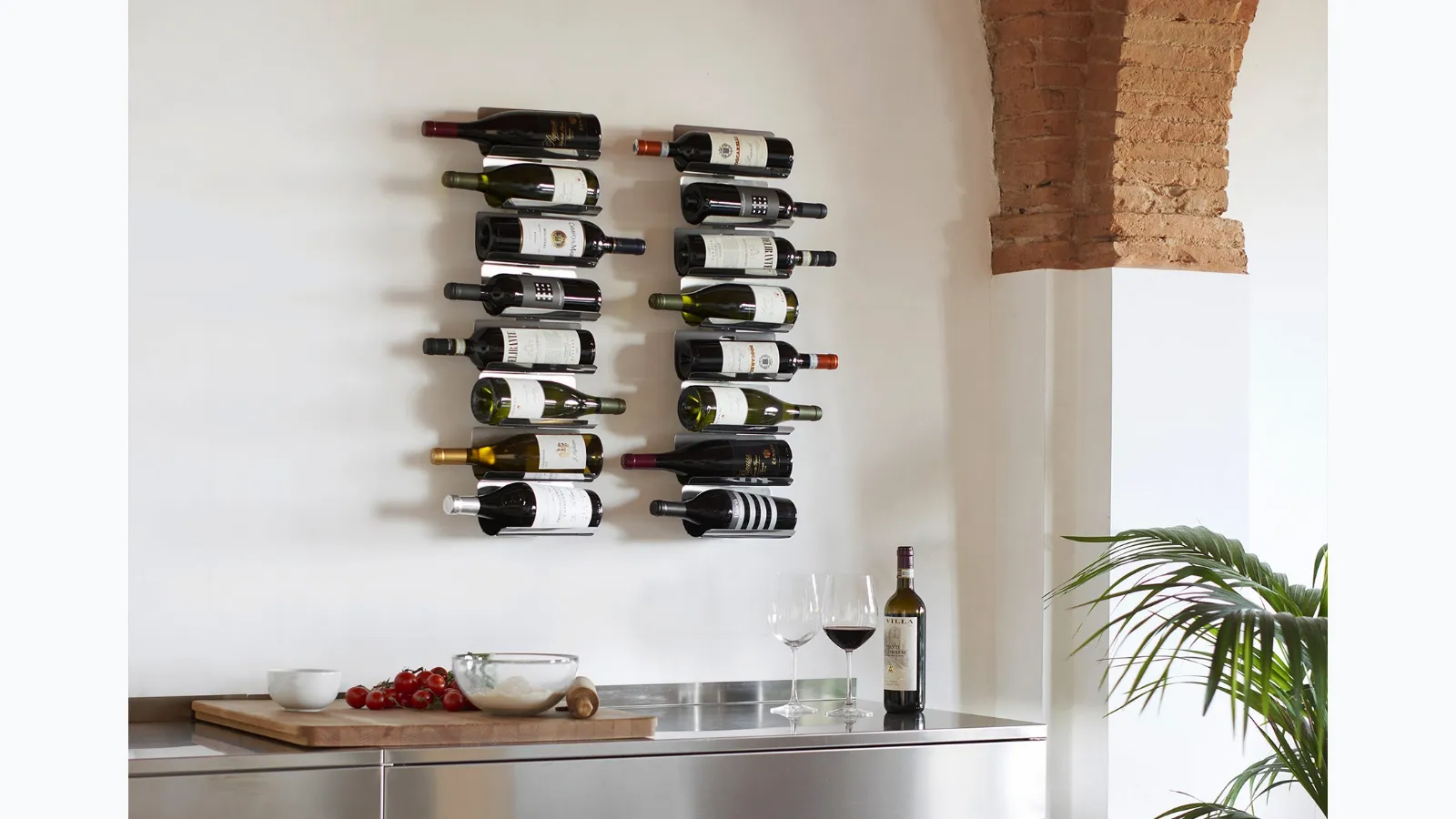 Ptolomeo Wine Wall bottle holder by Opinion Ciatti.