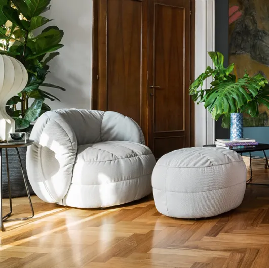 Reef fabric pouf by Connubia