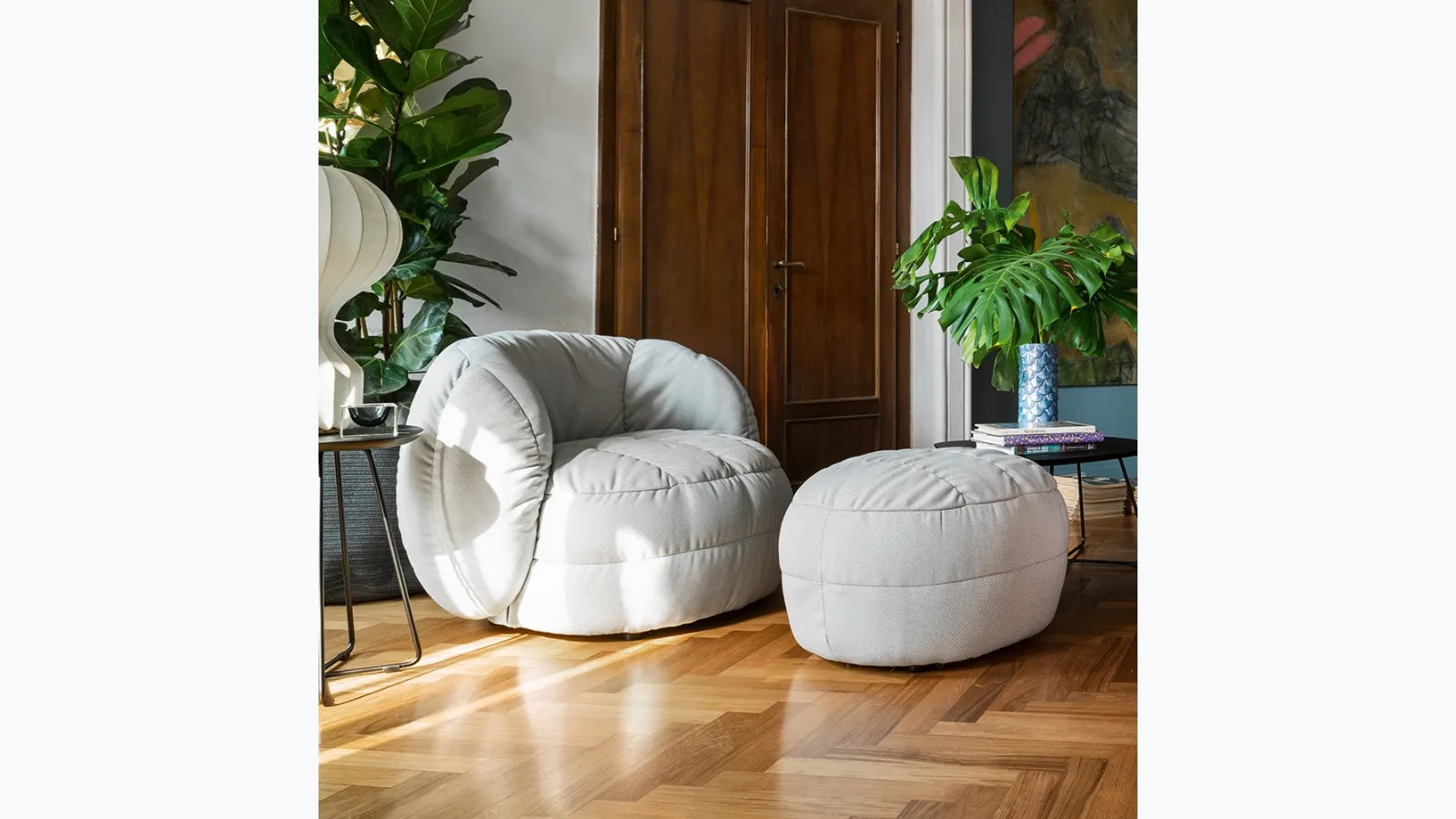Reef fabric pouf by Connubia