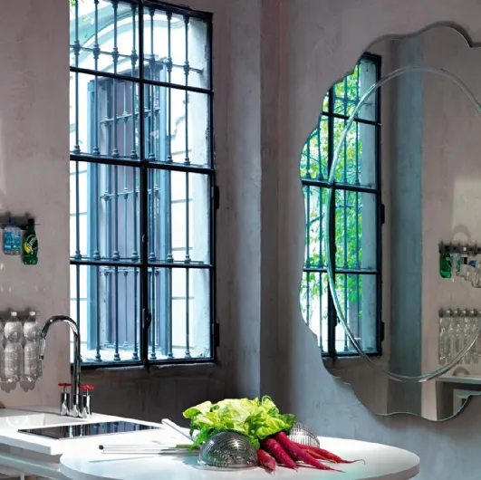 Royal Mirror by Opinion Ciatti