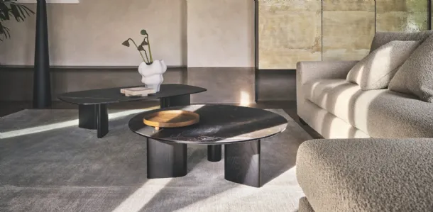 Sandy coffee table by Calligaris