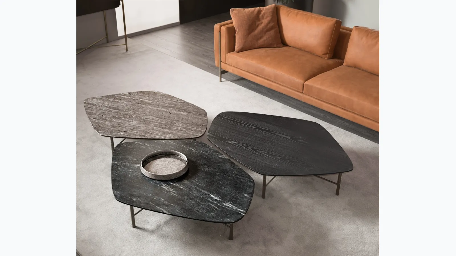Coffee table with irregular top in marble, stone or wood Shanghai by Cantori