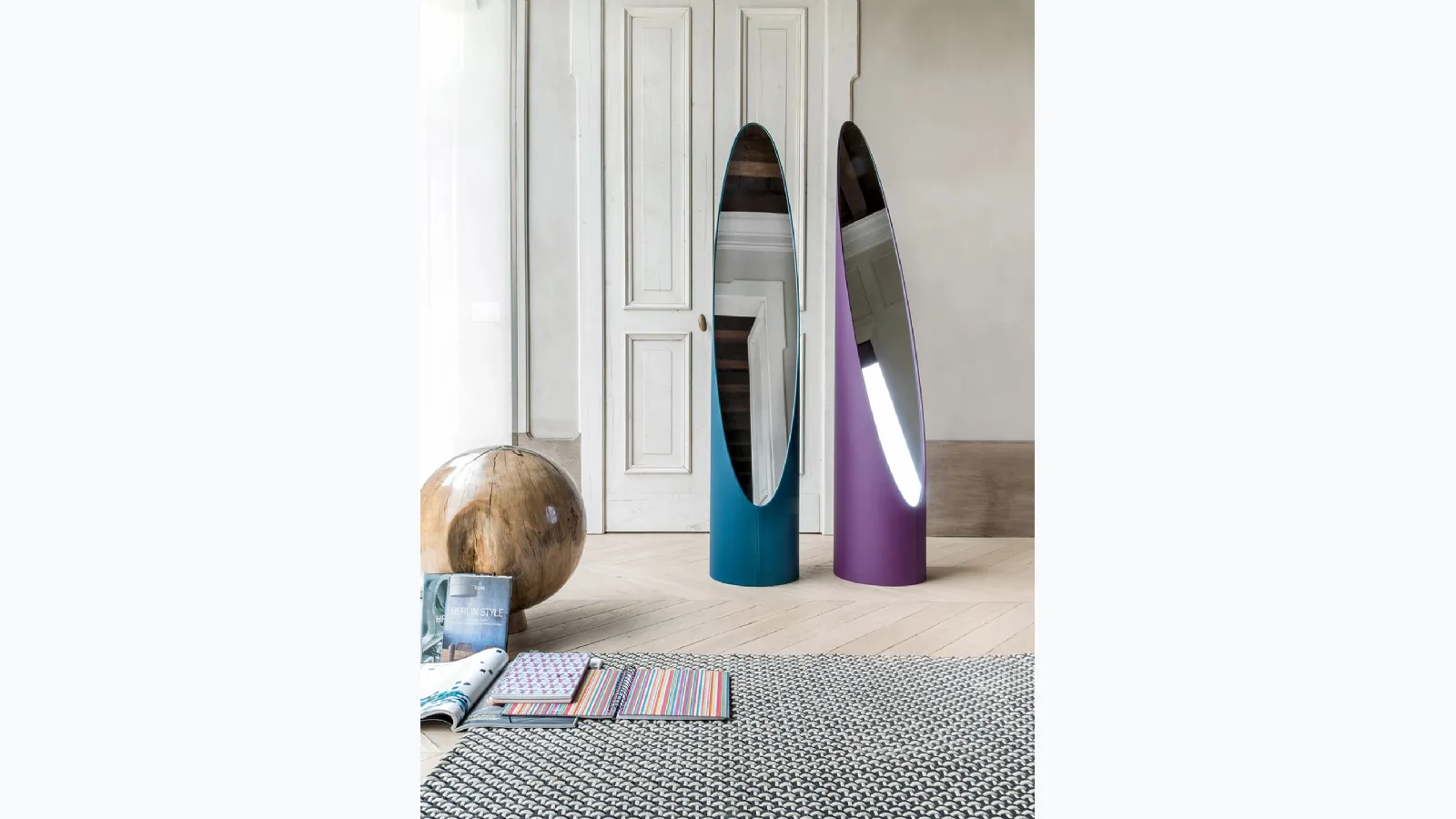 Floor mirror upholstered in eco-leather Kolonaky by Tonin Casa.