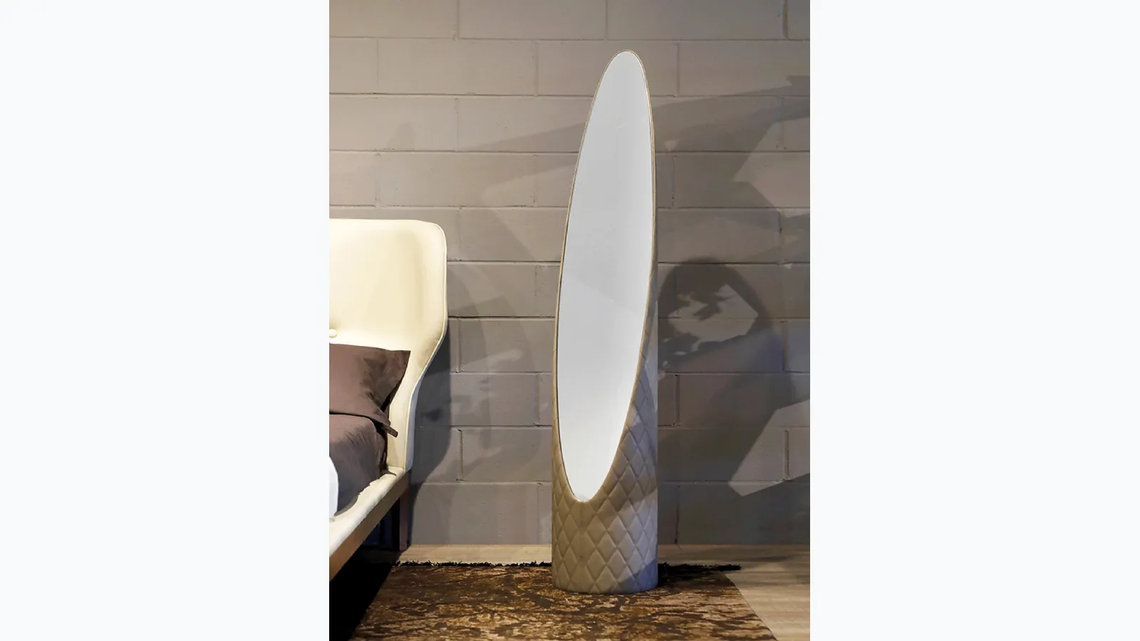 Floor mirror Kolonaky by Tonin Casa