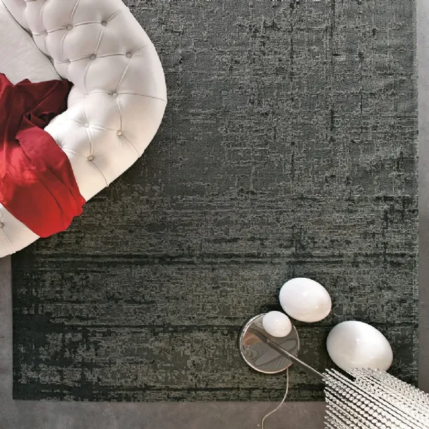 Doge carpet by Adriani and Rossi