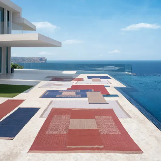 Guna carpet by Gervasoni