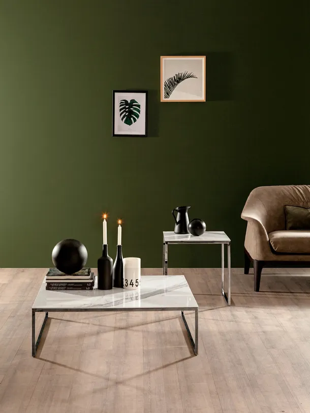 Modern coffee table Central with ceramic top by Tonin Casa