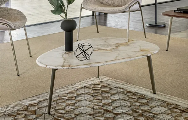 Coffee marble top coffee table by Riflessi.