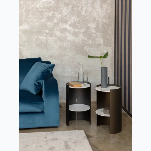 Duals coffee table in porcelain stoneware and metal by Tonin Casa.
