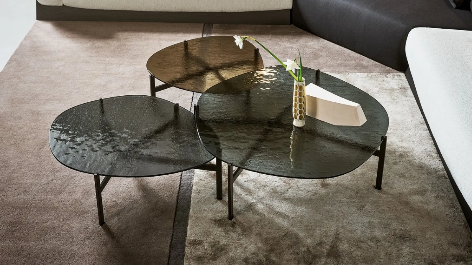 Glass coffee table Flac by Bonaldo