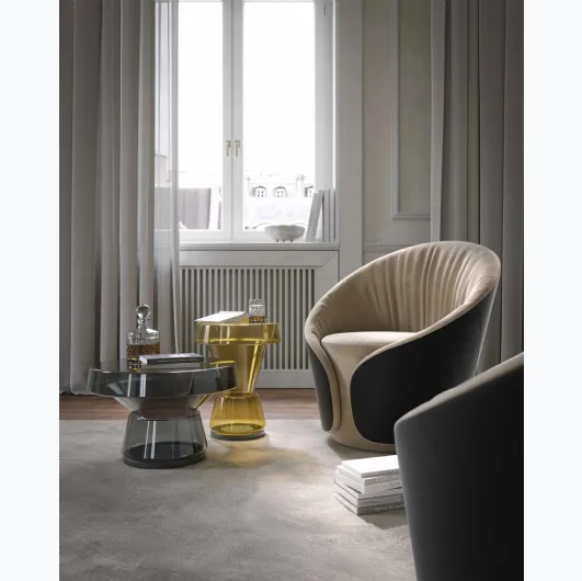 Giudecca coffee table made of blown glass by Tonin Casa.