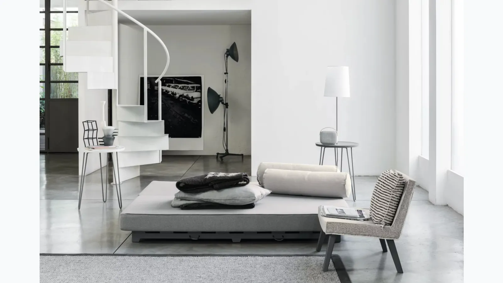 Coffee table LC 46 in lacquered wood by Gervasoni