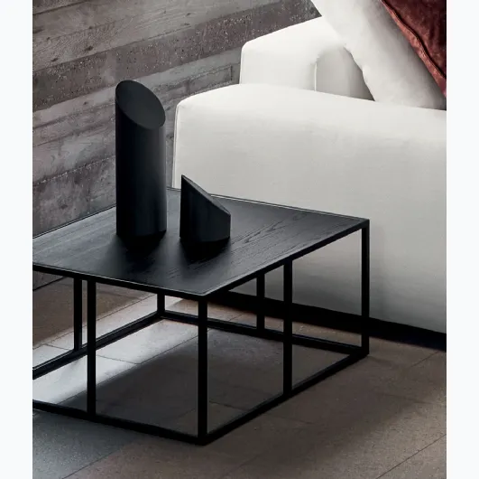 Orion coffee table by Twils.