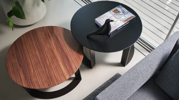 Otto Coffee table in wood effect or lacquered by Twils.