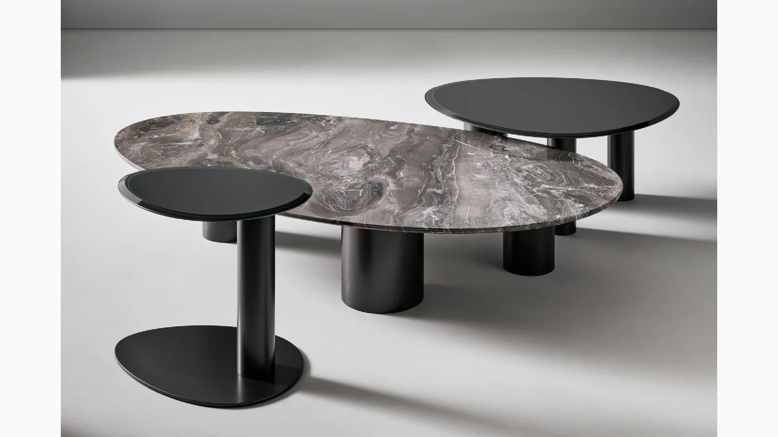 Sasso Coffee Table in marble or crystal by Bonaldo