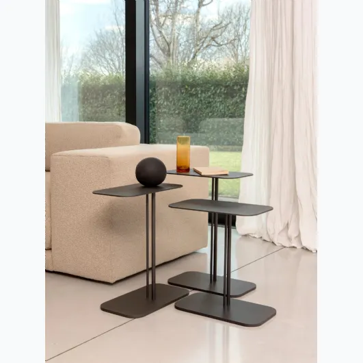 Skyline metal coffee table by Tonin Casa.