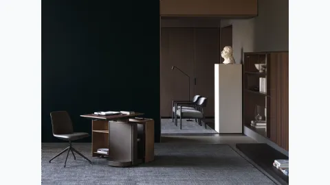 Touch Down Unit writing desk in essence Canaletto Walnut by Molteni & C