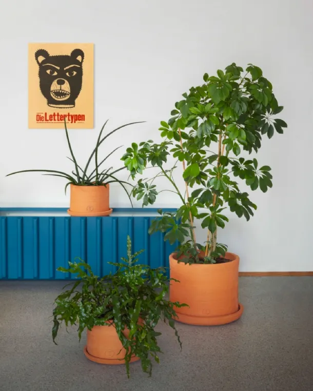 Clay pots Vavavà by Miniforms