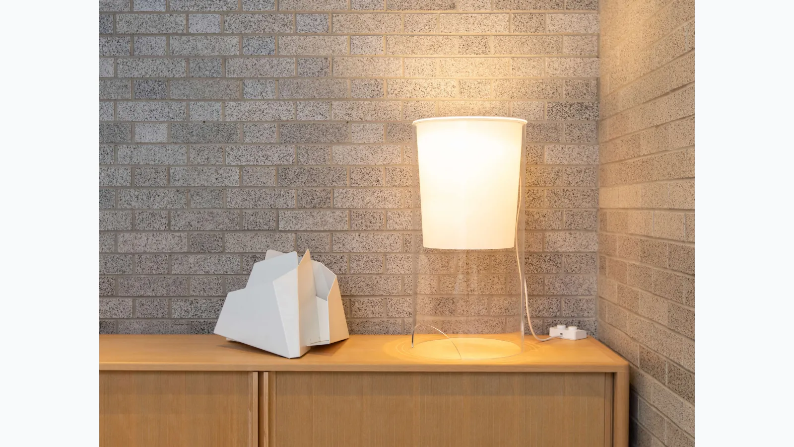 Table lamp Aoy by Flos