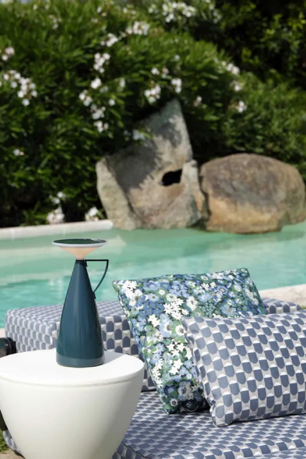 Camomille outdoor lamp by Kartell