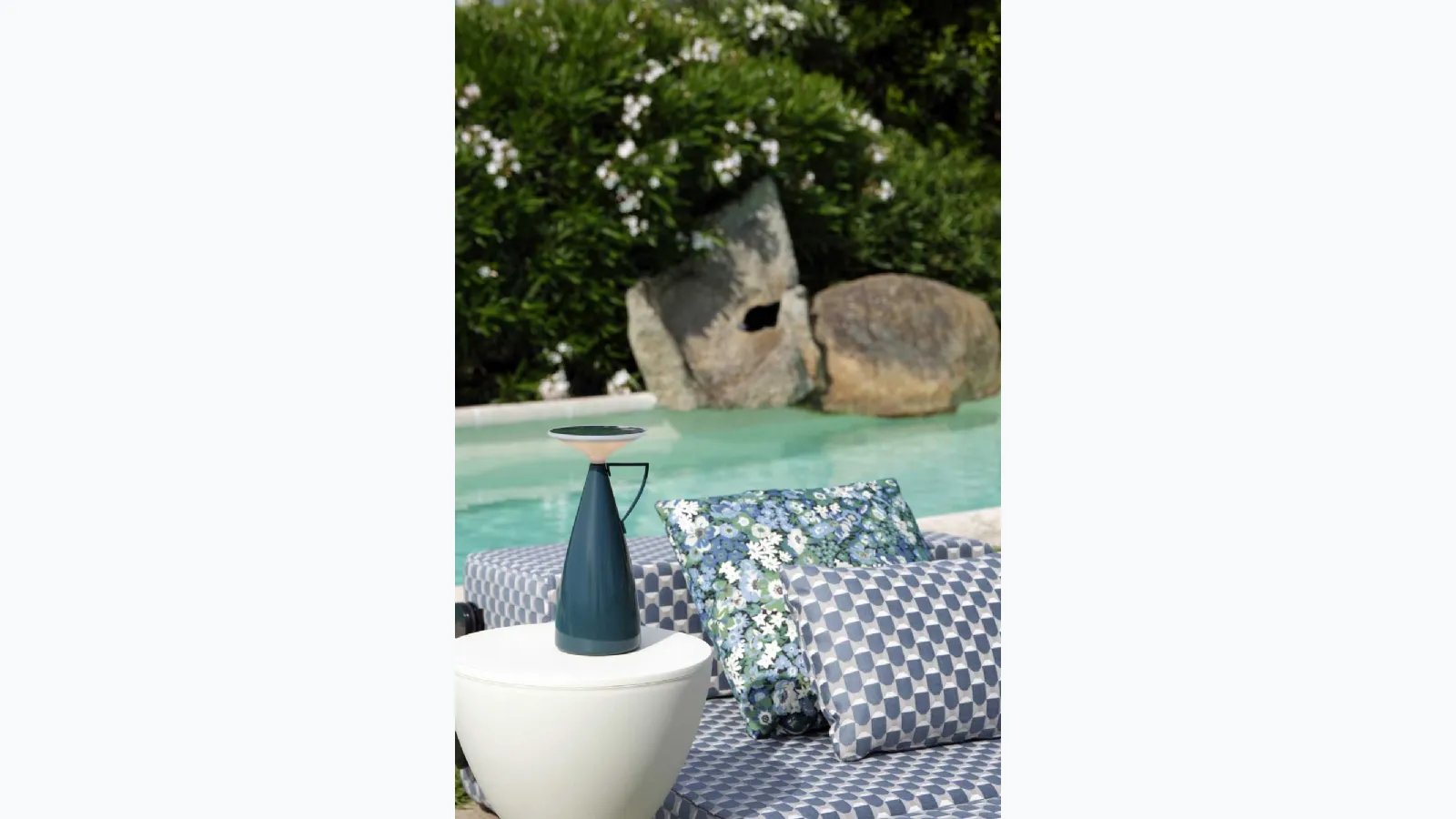 Camomille outdoor lamp by Kartell