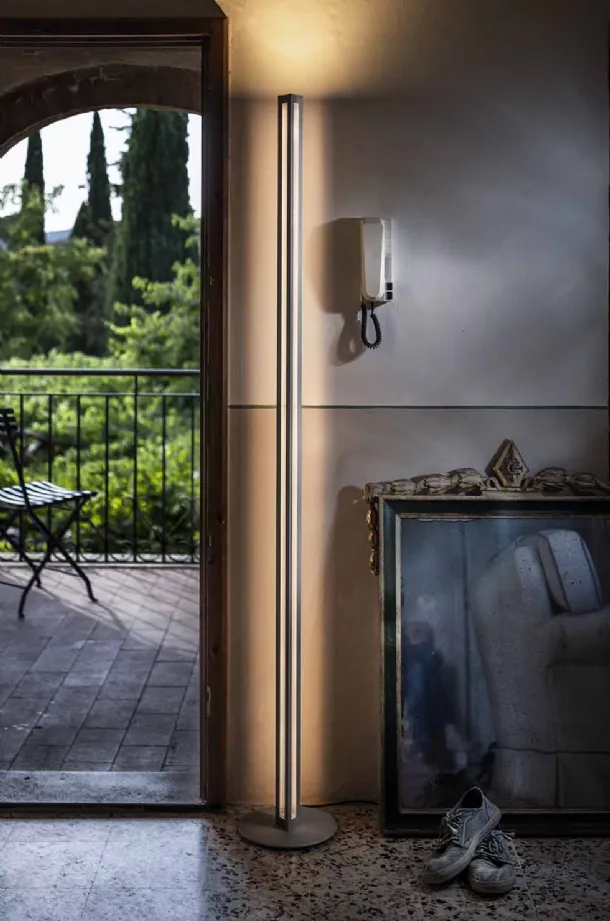 Chiaroscuro floor lamp by Foscarini.