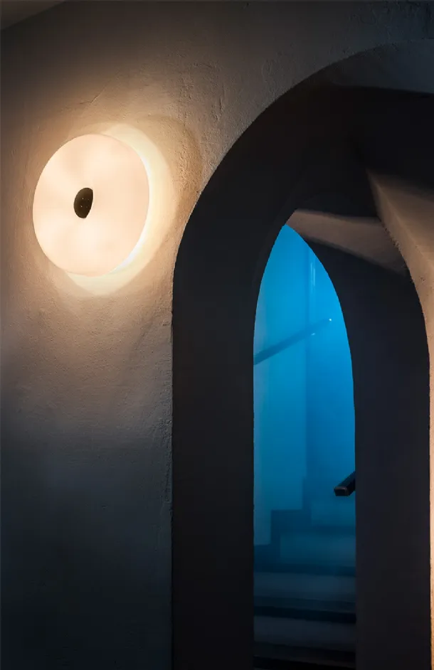 Wall-mounted lamp in blown glass Circus by Foscarini