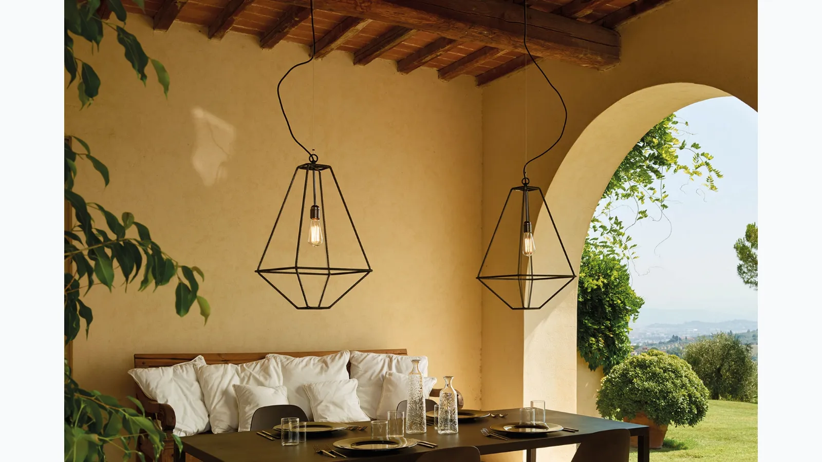 Hanging steel lamp Con-Tradition by Opinion Ciatti.