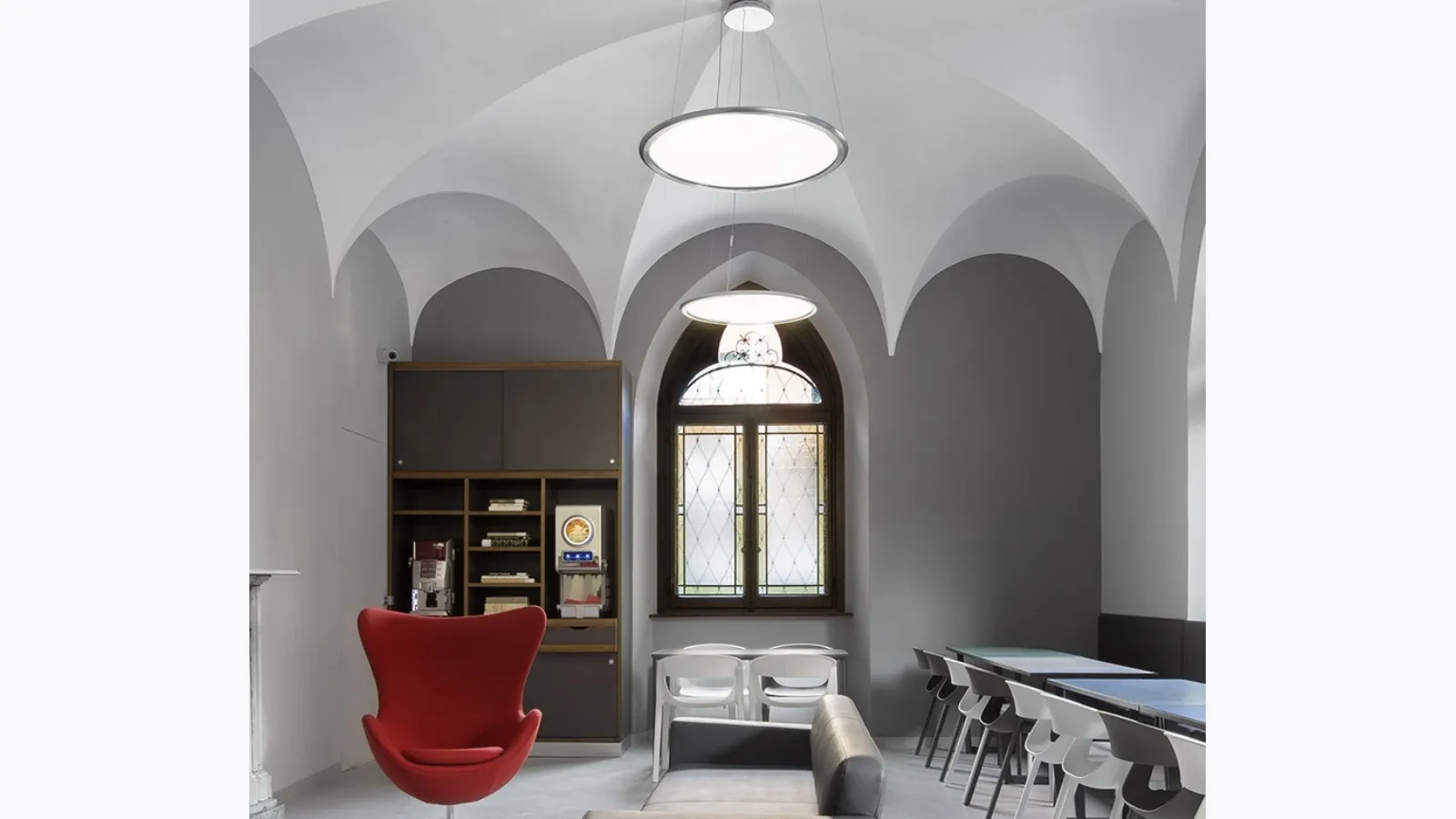 Discovery suspension lamp by Artemide