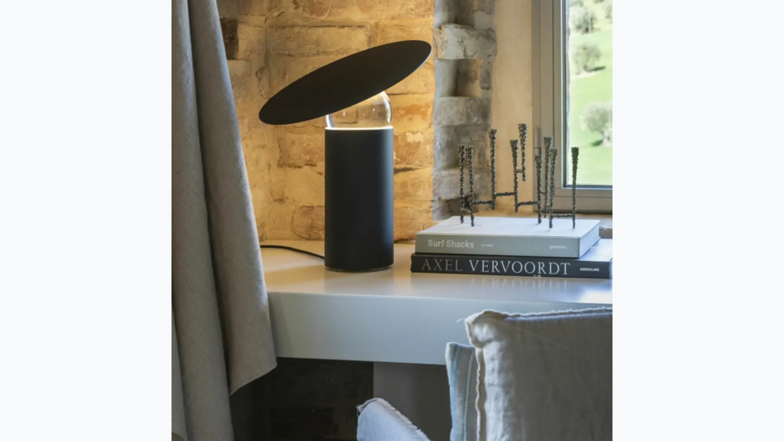 Table lamp Era by Mogg.