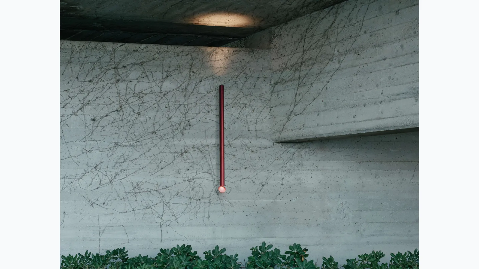 Outdoor biamissive aluminum lamp Flauta Spiga by Flos.