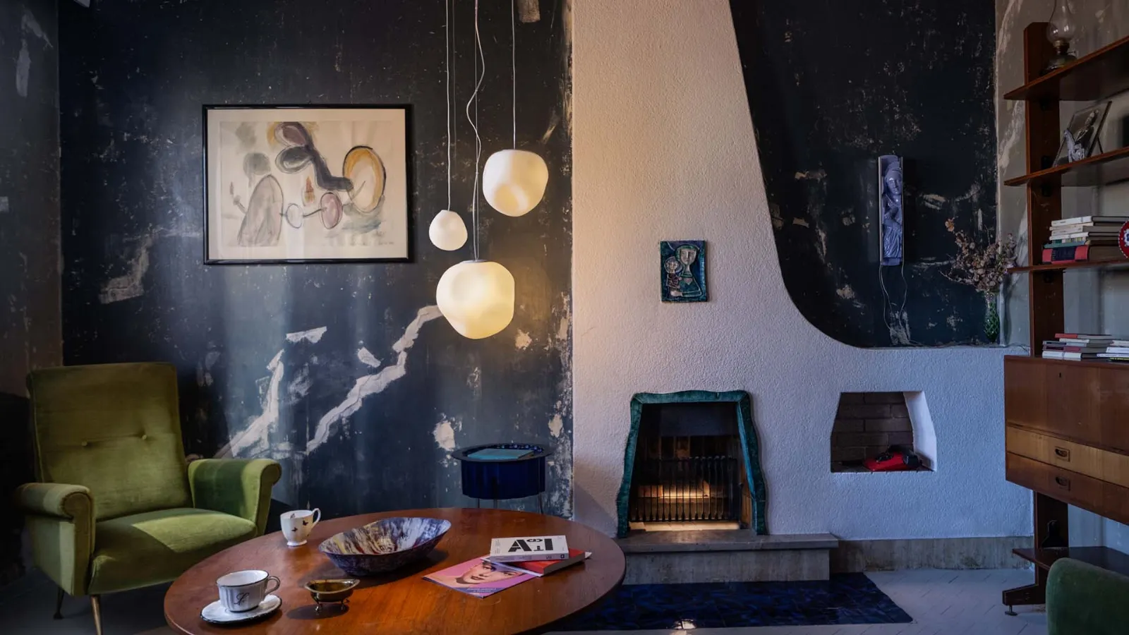 Hoba suspension lamp in irregular blown glass form by Foscarini.