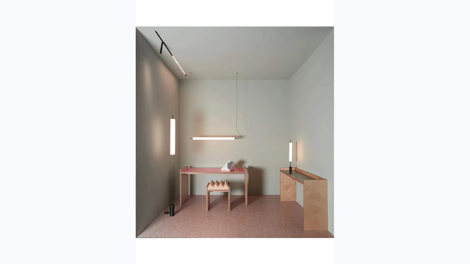 Hono floor, pendant, and table lamp by Luceplan