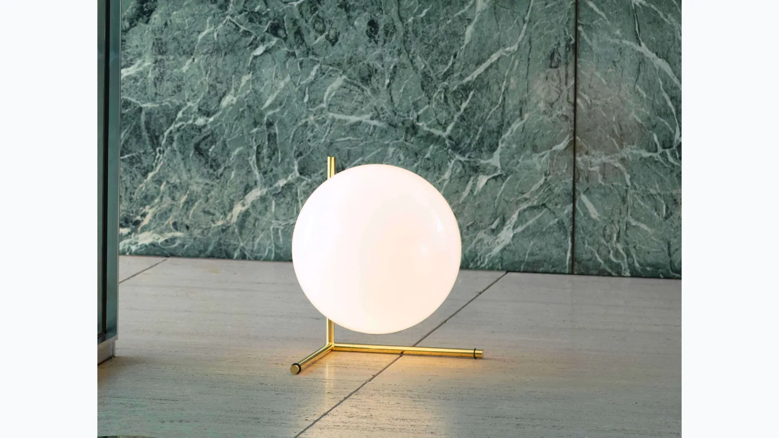 IC Lights T3 lamp by Flos