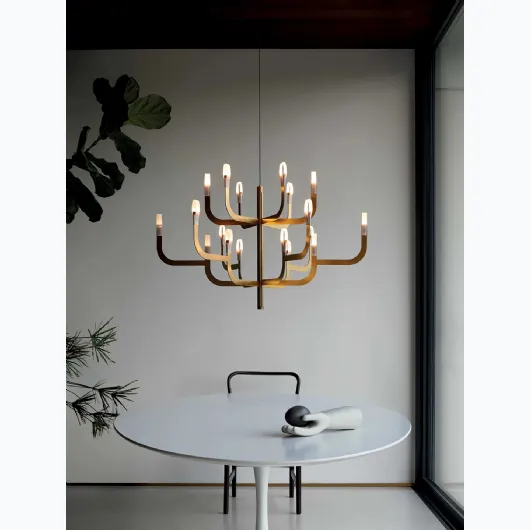 J-us suspension lamp by Luceplan.