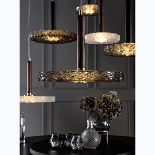 Macrabè pendant lamp in glass and solid oak wood by Tonin Casa.