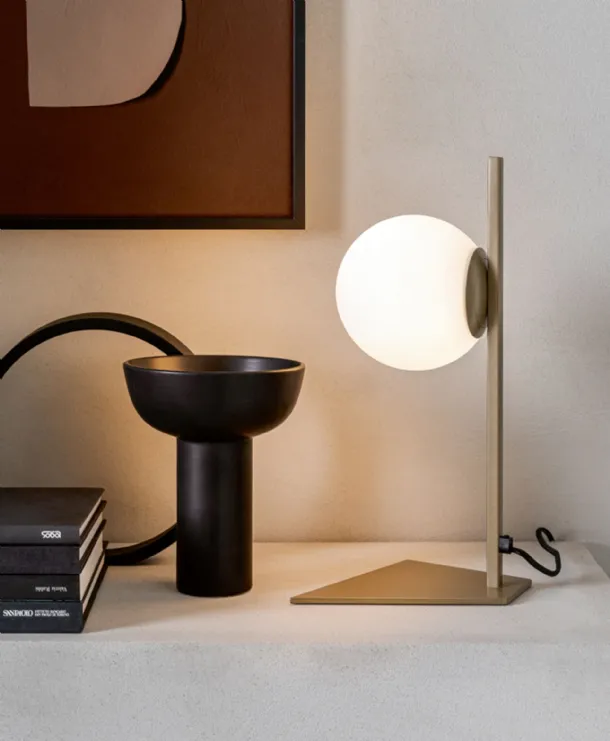 Table lamp Meridian T by Riflessi.