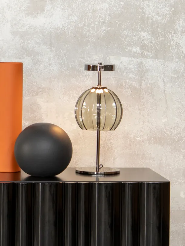 Table lamp in glass and metal Pagoda by Tonin Casa.