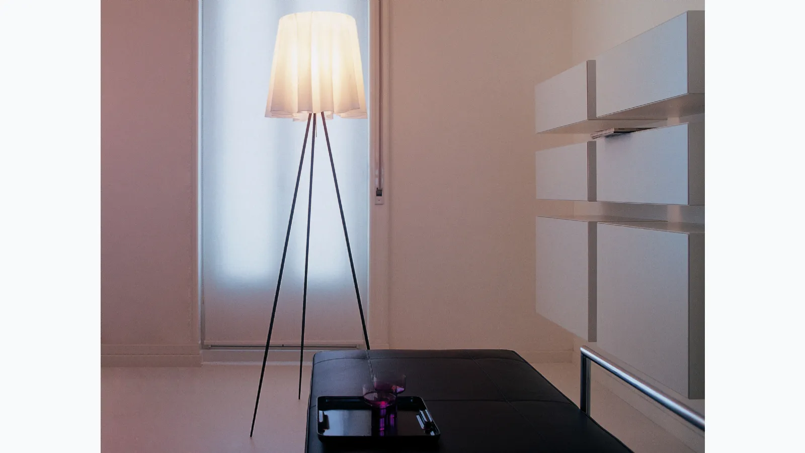 Rosy Angelis floor lamp with ultralight fabric diffuser and aluminum stems by Flos.