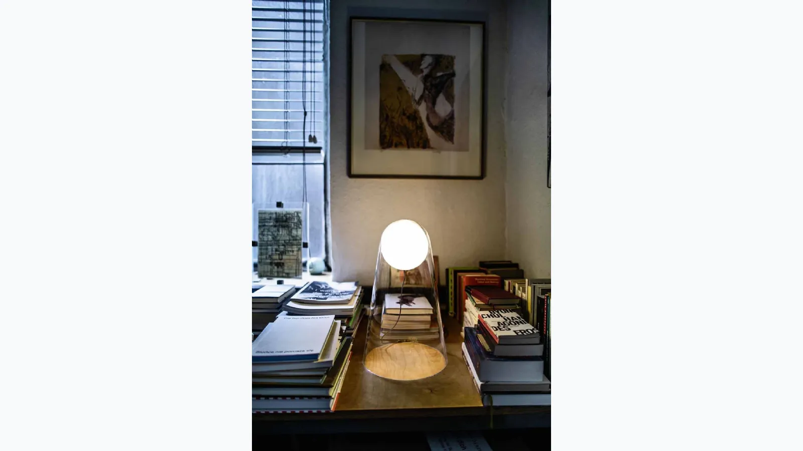 Satellite table lamp in blown glass by Foscarini