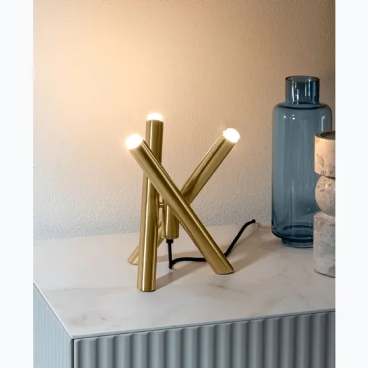 Shangai T table lamp by Riflessi.